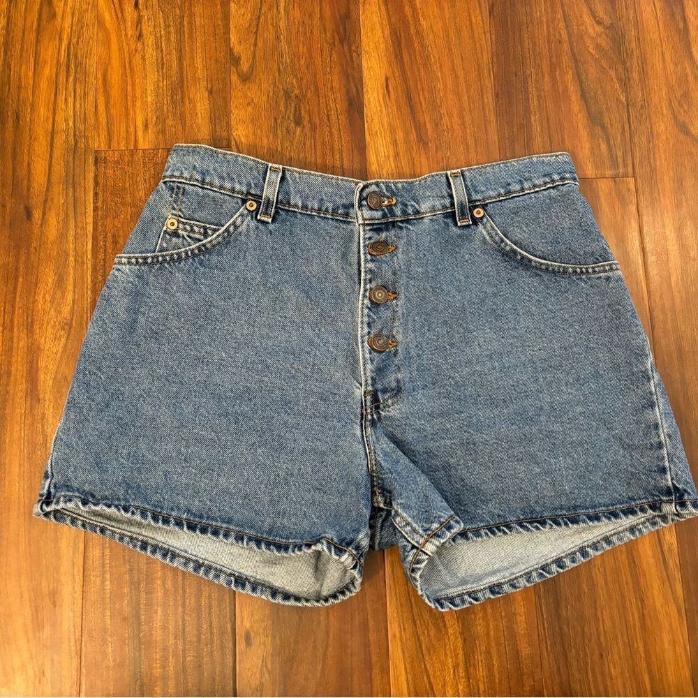 Levi’s vintage 90’s white tab denim shorts - Picture 2 of 6